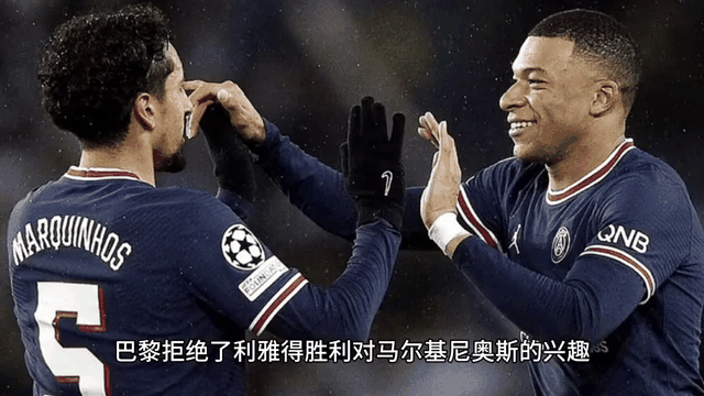C罗回归赛场，势不可挡首场状态亮眼，利物浦观众沸腾！