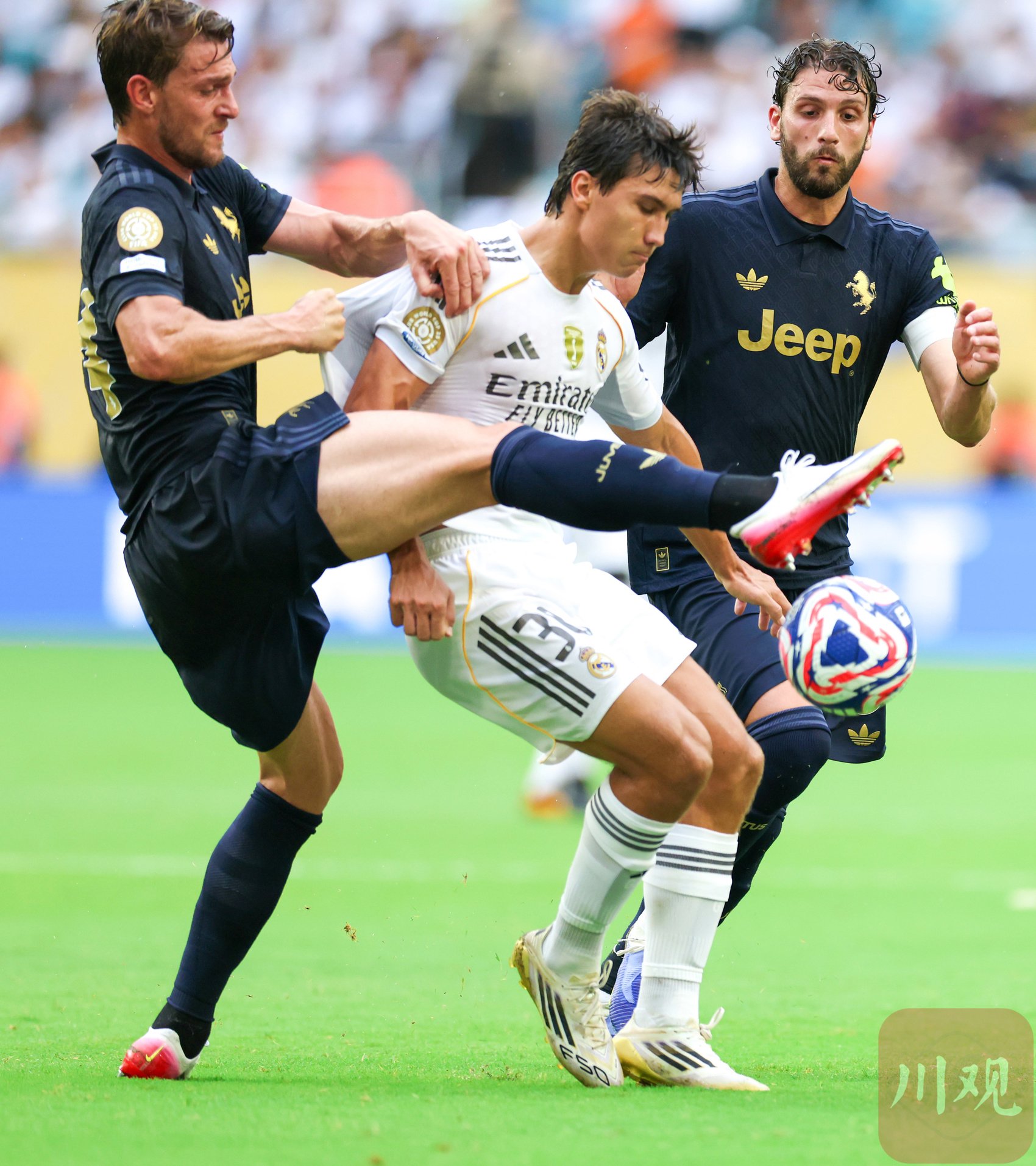 包含加拿大队不断突破！，姆巴佩连续三场比赛得分超过出色防守赛场气氛高涨的词条